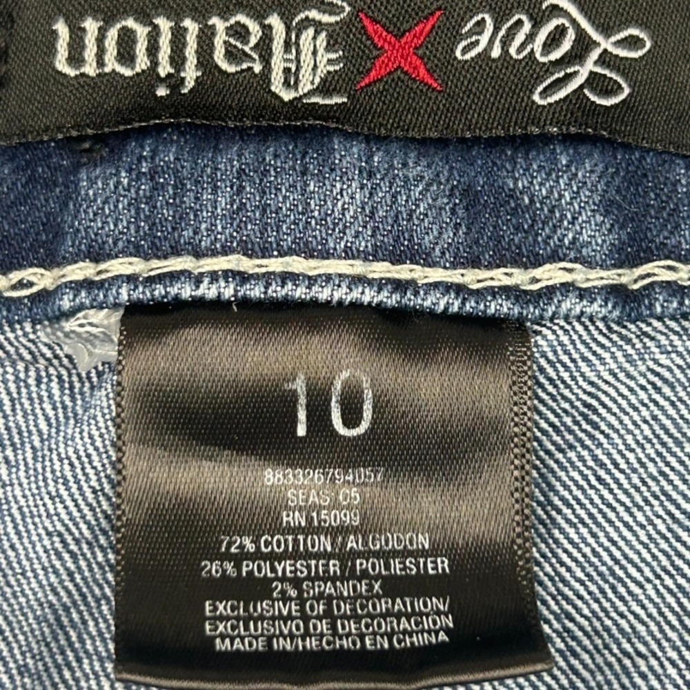 Love Nation Womens 10 Jeans Blue Distressed Straight Leg Embellished Cross Patch - Picture 6 of 13
